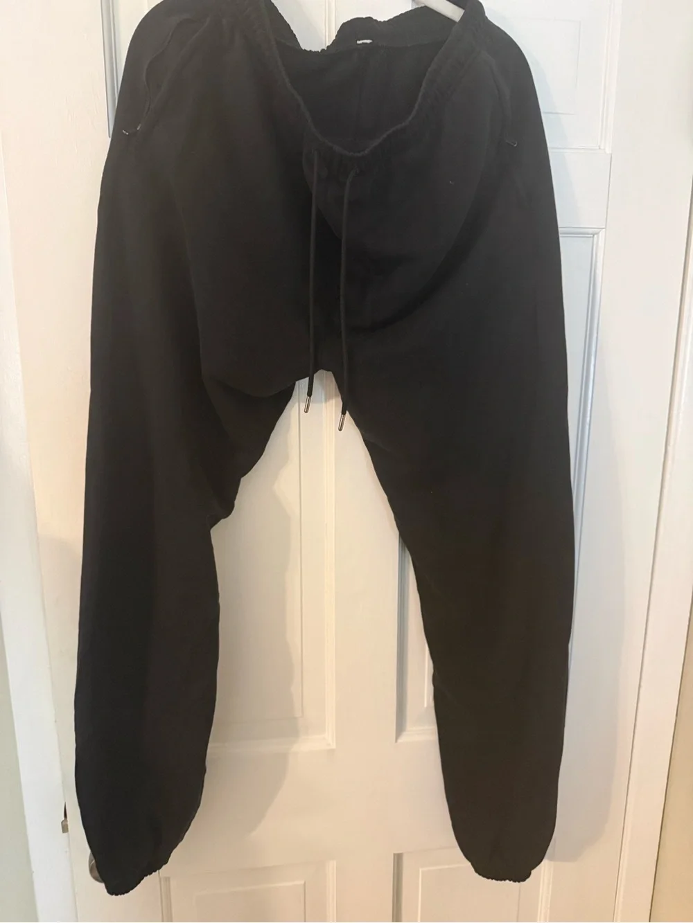 ALO Yoga Black Women's Drawstring Sweatpants with Zipper Pockets M